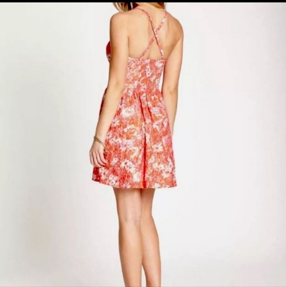 Like new GUESS coral lace floral mini smock dress with corset top ๐ - Picture 2 of 8